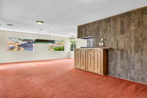 Living - 11701 Shadow Valley Rd, El Cajon, CA 92020 photo 6 of 8
