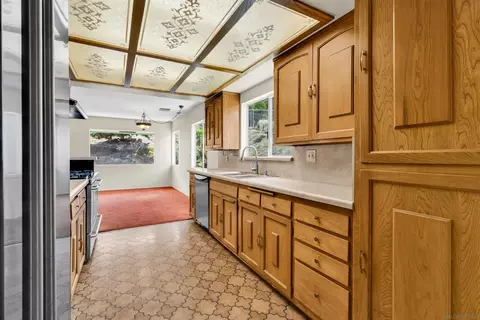 Kitchen - 11701 Shadow Valley Rd, El Cajon, CA 92020 photo 3 of 3