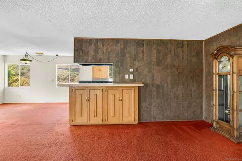 Living - 11701 Shadow Valley Rd, El Cajon, CA 92020 photo 5 of 8