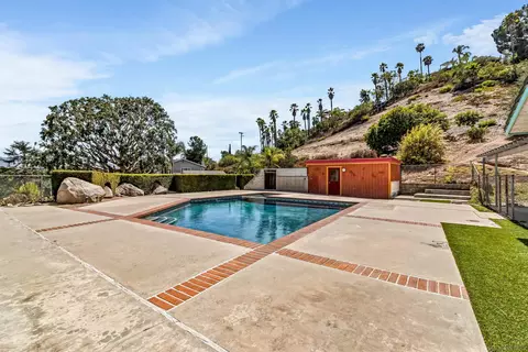Exterior - 11701 Shadow Valley Rd, El Cajon, CA 92020 photo 5 of 12