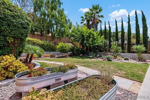 Exterior - 5139 Loma Verde, Oceanside, CA 92056 photo 5 of 6
