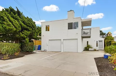 Exterior - 521 Arenas St, La Jolla, CA 92037 photo 11 of 12