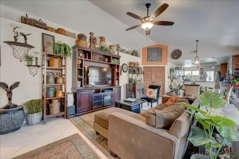 Living - 1285 Buttonwood Ct, El Cajon, CA 92019 photo 1 of 2
