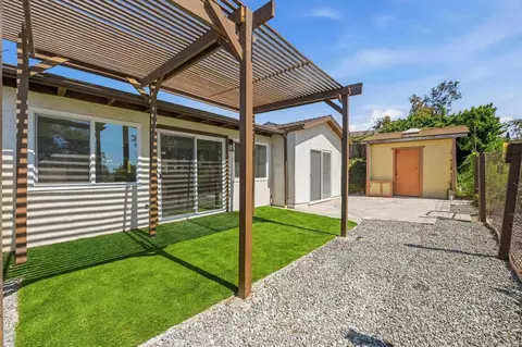 Exterior - 313 San Dimas Ave, Oceanside, CA 92057 photo 4 of 7
