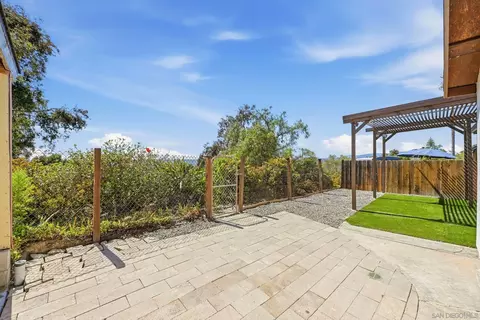 Exterior - 313 San Dimas Ave, Oceanside, CA 92057 photo 6 of 7