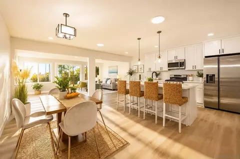 Dining - 313 San Dimas Ave, Oceanside, CA 92057 photo 1 of 5