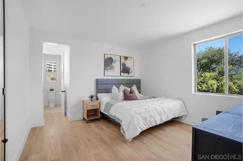Bedroom - 588 Twin Country Ln, Fallbrook, CA 92028 photo 2 of 3