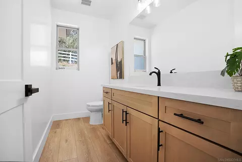 Bath - 588 Twin Country Ln, Fallbrook, CA 92028 photo 7 of 7