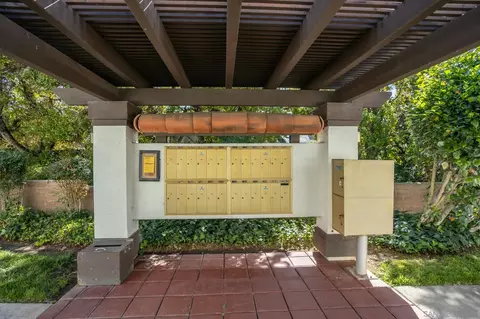 Exterior - 1719 Pepper Dr, El Cajon, CA 92021 photo 5 of 9