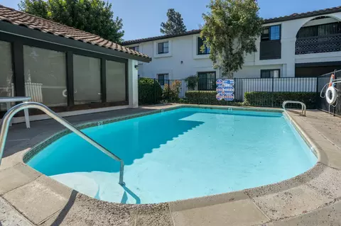 Exterior - 1719 Pepper Dr, El Cajon, CA 92021 photo 7 of 9