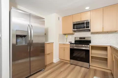 Kitchen - 1719 Pepper Dr, El Cajon, CA 92021 photo 2 of 4