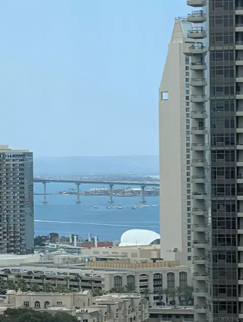 1205 Pacific Hwy #2504, San Diego, CA 92101