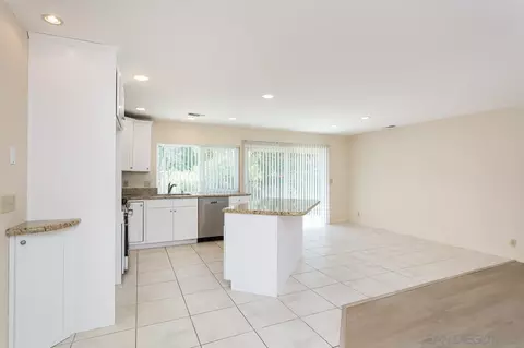 Kitchen - 14933 Cinchring Dr, Poway, CA 92064 photo 1 of 6