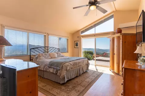 Bedroom - 31515 Calle Joya, Bonsall, CA 92003 photo 1 of 5