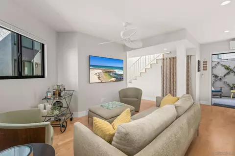 Living - 909 Olive Ave, Coronado, CA 92118 photo 4 of 5