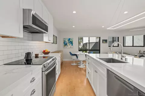 Kitchen - 909 Olive Ave, Coronado, CA 92118 photo 5 of 7