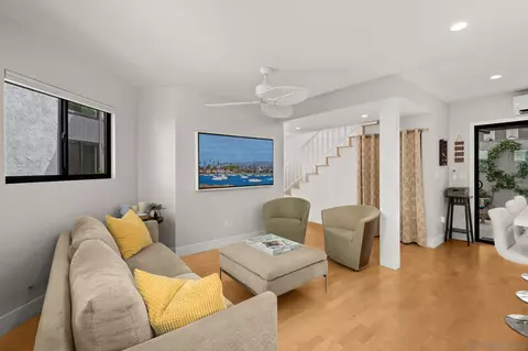 Living - 909 Olive Ave, Coronado, CA 92118 photo 2 of 5