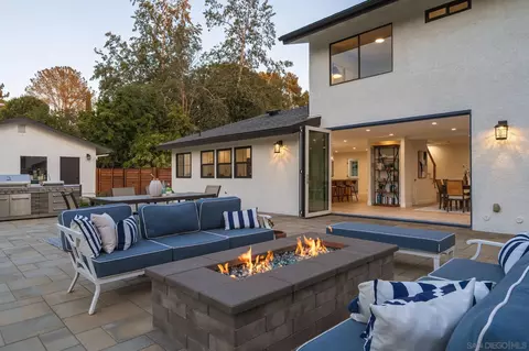 Exterior - 13610 Rostrata Rd, Poway, CA 92064 photo 4 of 7