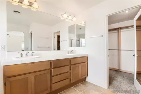 Bath - 118 Windvane Ln, Carlsbad, CA 92011 photo 1 of 4