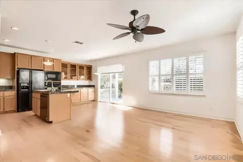 Living - 118 Windvane Ln, Carlsbad, CA 92011 photo 5 of 7