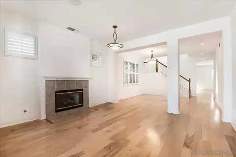 Living - 118 Windvane Ln, Carlsbad, CA 92011 photo 1 of 7