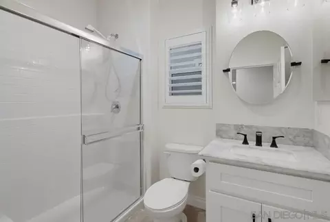 Bath - 35309 Kinsky Way, Fallbrook, CA 92028 photo 1 of 3