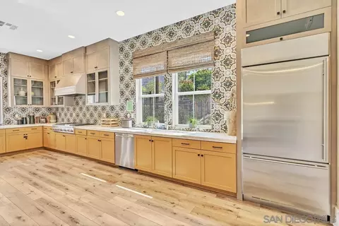 Kitchen - 35309 Kinsky Way, Fallbrook, CA 92028 photo 5 of 6
