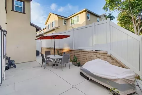 Exterior - 35309 Kinsky Way, Fallbrook, CA 92028 photo 6 of 12