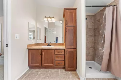 Bath - 9395 Harritt #SPC 215, Lakeside, CA 92040 photo 2 of 3