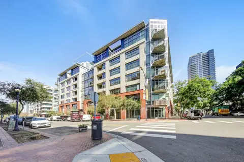 1050 Island #211, San Diego, CA 92101