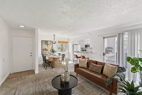 1389 Caminito Gabaldon #C, San Diego, CA 92108