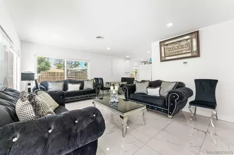 Living - 160 Cedar St, El Cajon, CA 92021 photo 1 of 5