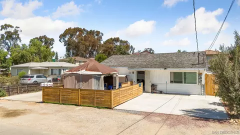 Exterior - 160 Cedar St, El Cajon, CA 92021 photo 2 of 7