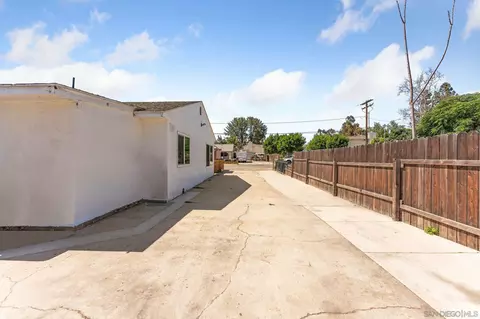 Exterior - 160 Cedar St, El Cajon, CA 92021 photo 6 of 7