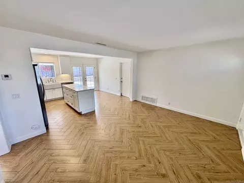 Living - 4609 Dauer Ave, La Mesa, CA 91942 photo 2 of 3