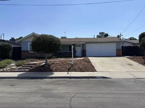 Exterior - 4609 Dauer Ave, La Mesa, CA 91942 photo 9 of 9