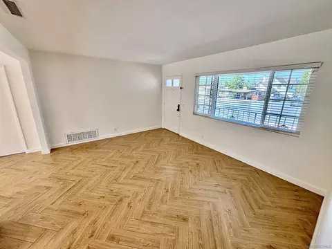 Living - 4609 Dauer Ave, La Mesa, CA 91942 photo 3 of 3