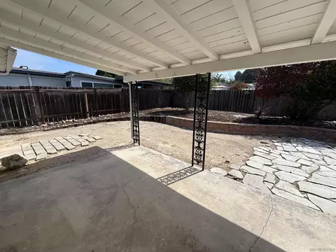 Exterior - 4609 Dauer Ave, La Mesa, CA 91942 photo 3 of 9