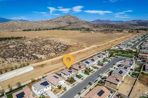 View/Area - 3048 Eveningcloud St, Hemet, CA 92543 photo 6 of 8