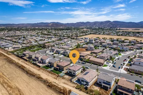 View/Area - 3048 Eveningcloud St, Hemet, CA 92543 photo 2 of 8