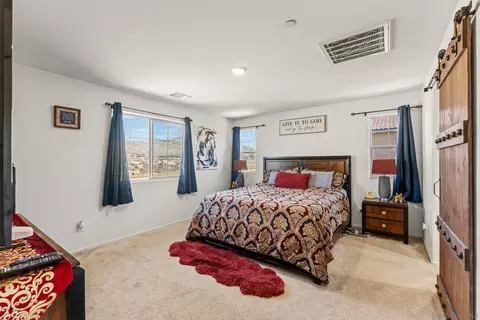 Bedroom - 3048 Eveningcloud St, Hemet, CA 92543 photo 1 of 5