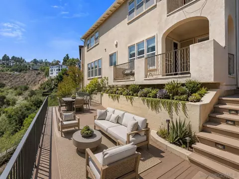 Exterior - 2785 Ridgegate Row, La Jolla, CA 92037 photo 5 of 7