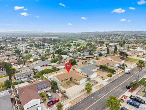 View/Area - 656 Flora Dr, Oceanside, CA 92057 photo 4 of 17