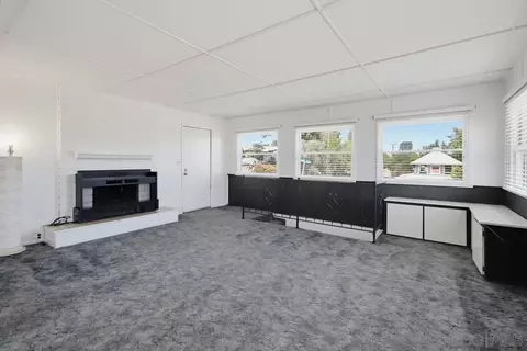 Living - 243 North Ln, El Cajon, CA 92021 photo 2 of 5