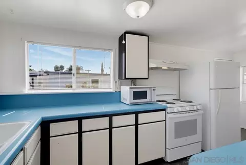 Kitchen - 243 North Ln, El Cajon, CA 92021 photo 2 of 4
