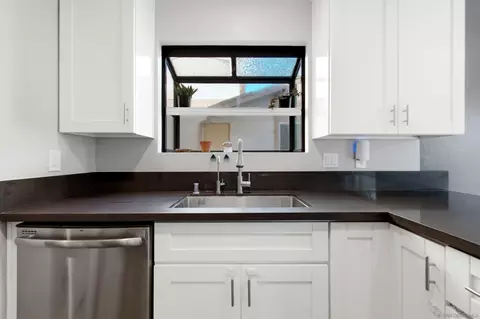 Kitchen - 10316 Great Rock Rd, Santee, CA 92071 photo 3 of 4