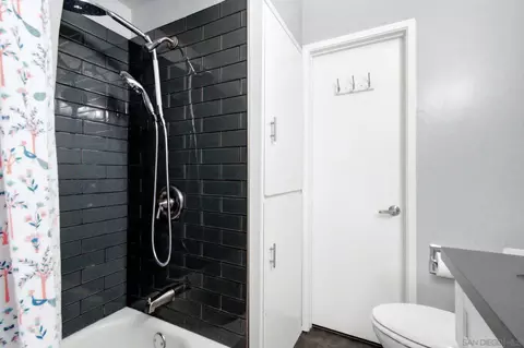 Bath - 10316 Great Rock Rd, Santee, CA 92071 photo 3 of 3