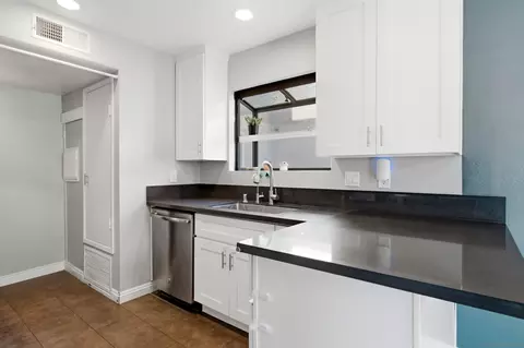 Kitchen - 10316 Great Rock Rd, Santee, CA 92071 photo 2 of 4