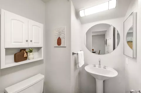 Bath - 9720 Avenida Colino, Spring Valley, CA 91977 photo 1 of 4