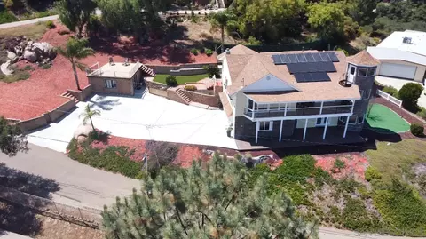 View/Area - 205 Highline Trl, El Cajon, CA 92021 photo 2 of 3